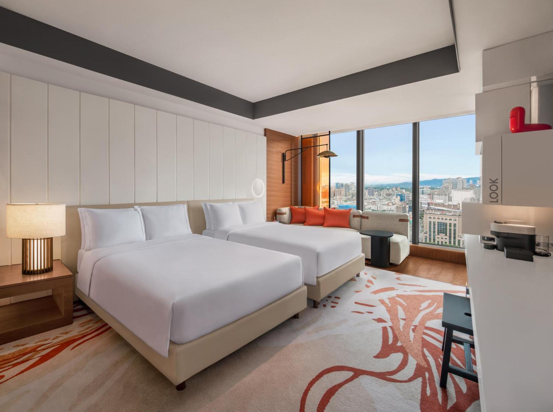 Wonderful Room, Guest room, 2 Double, City view